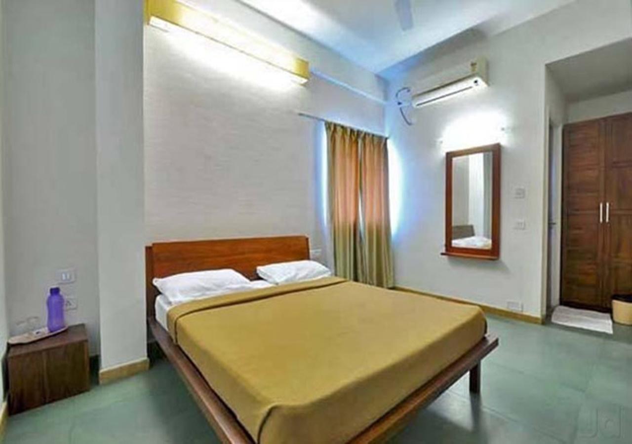 Hotel Holiday Home Bangalore Exterior foto