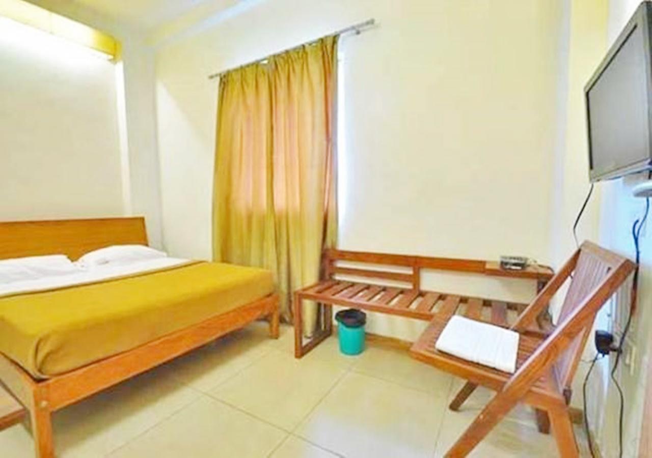 Hotel Holiday Home Bangalore Exterior foto