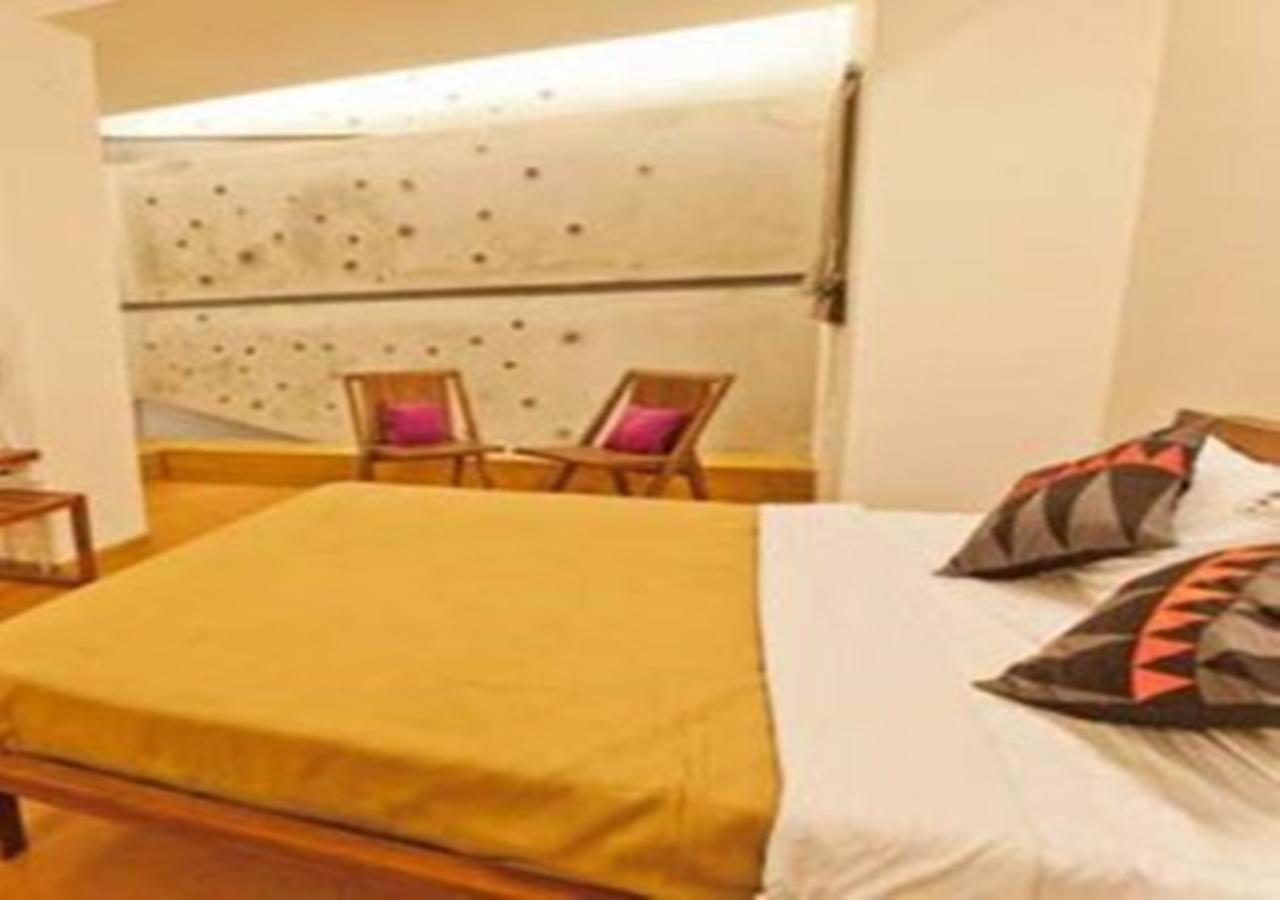 Hotel Holiday Home Bangalore Exterior foto
