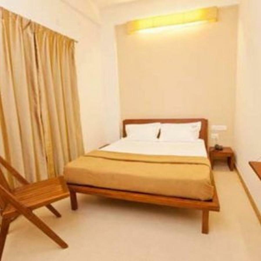 Hotel Holiday Home Bangalore Exterior foto